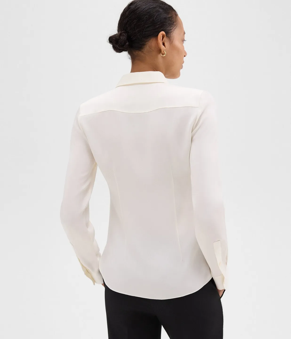 Classic Fitted Shirt in Ivory