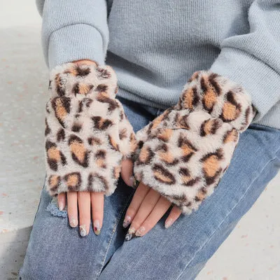Soft Leopard Fingerless Gloves