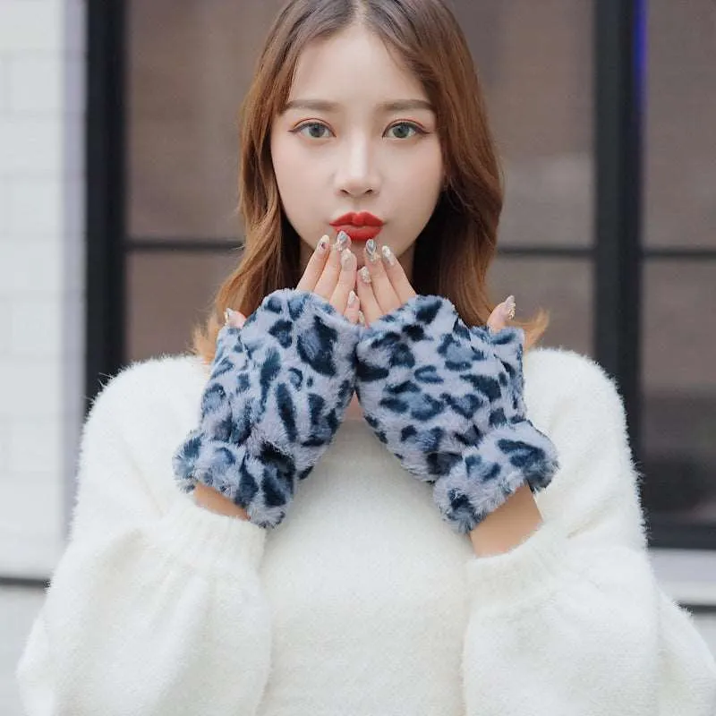 Soft Leopard Fingerless Gloves