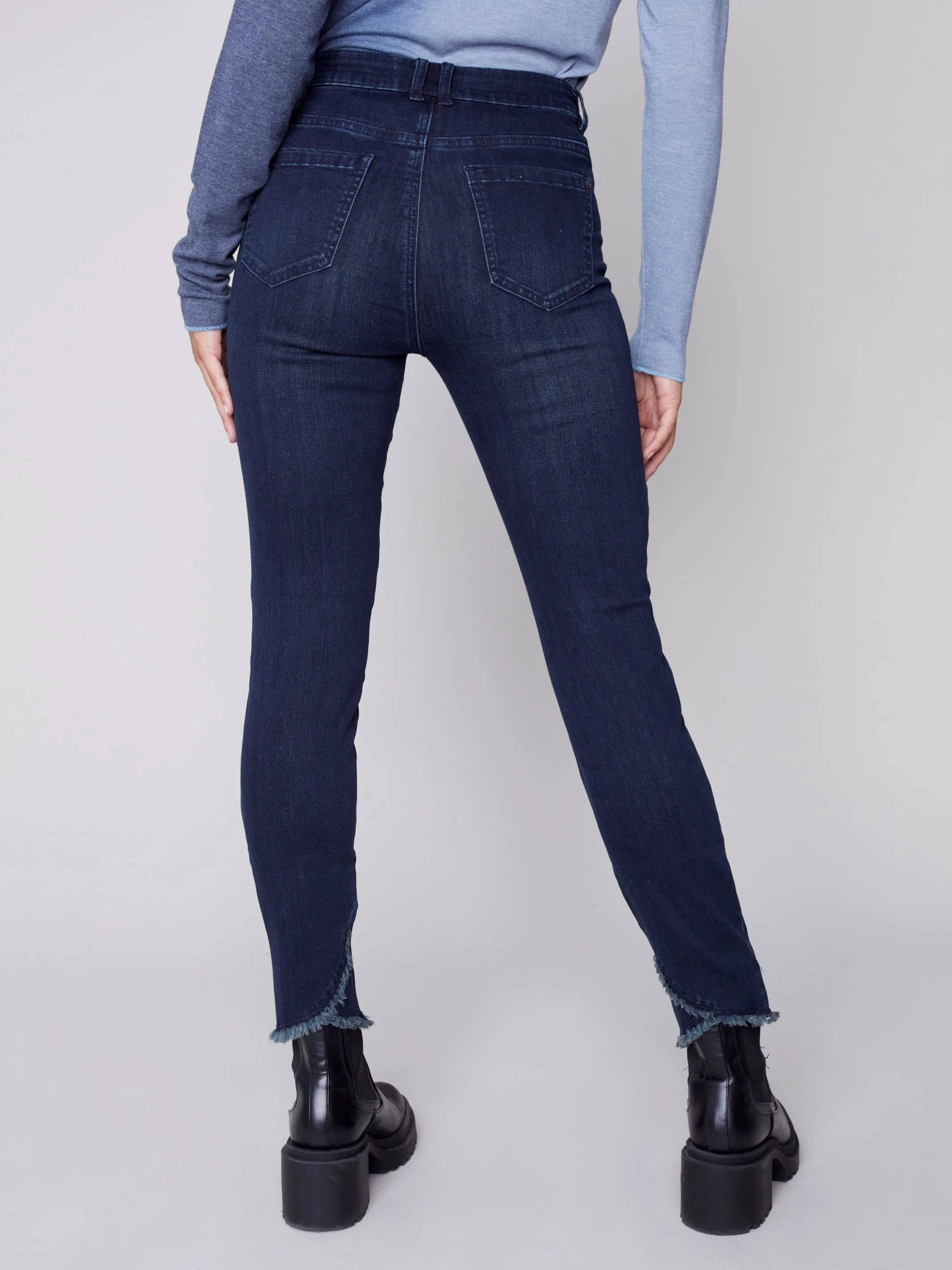 Stretchy Jeans with Tulip Hem - Blue Black