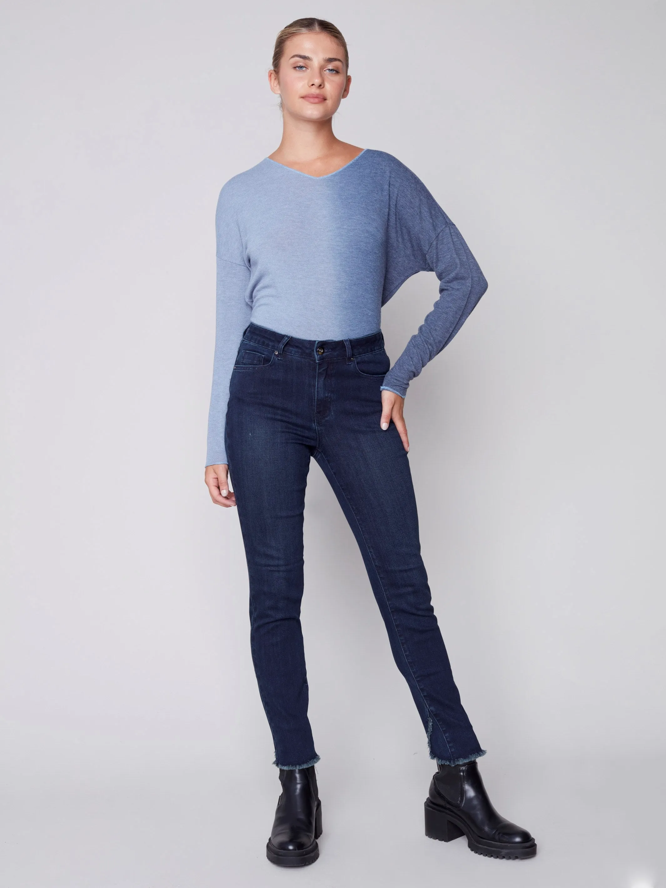Stretchy Jeans with Tulip Hem - Blue Black